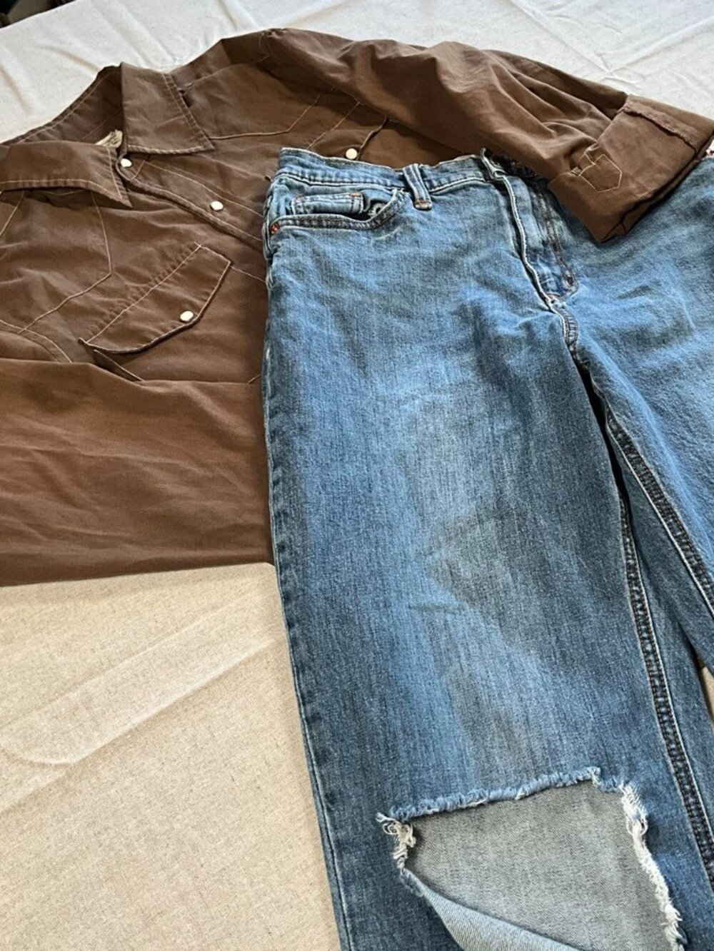 Women's Gorpcore Premium Pearl Snap Universal Threads Western Outfit (M & 6/28R)